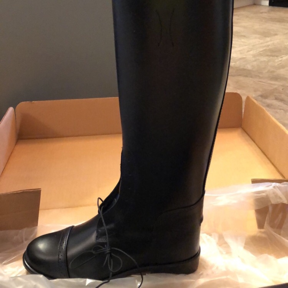 Devon-aire riding boots